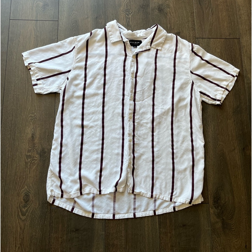 PacSun White Short Sleeve Button-Down Shirt with Maroon Stripes